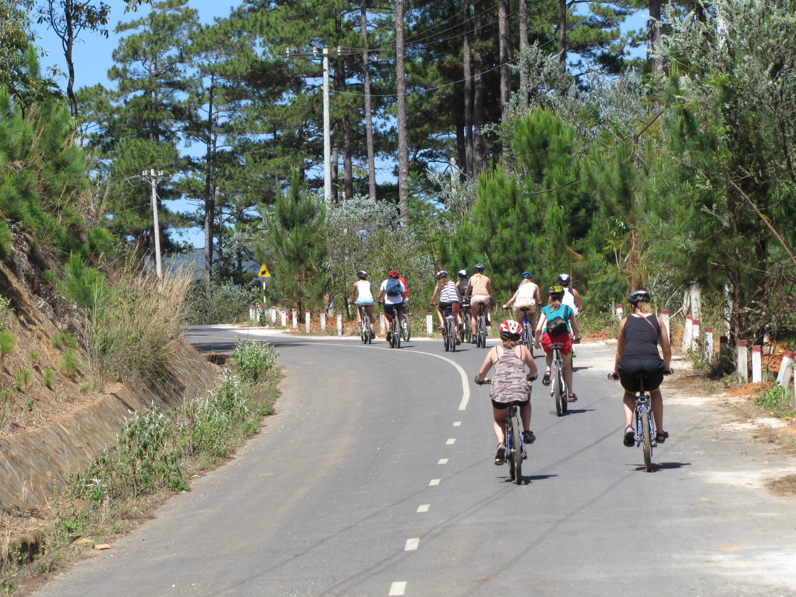 Vietnam Cycling Tour along the Central Coast 12 Days